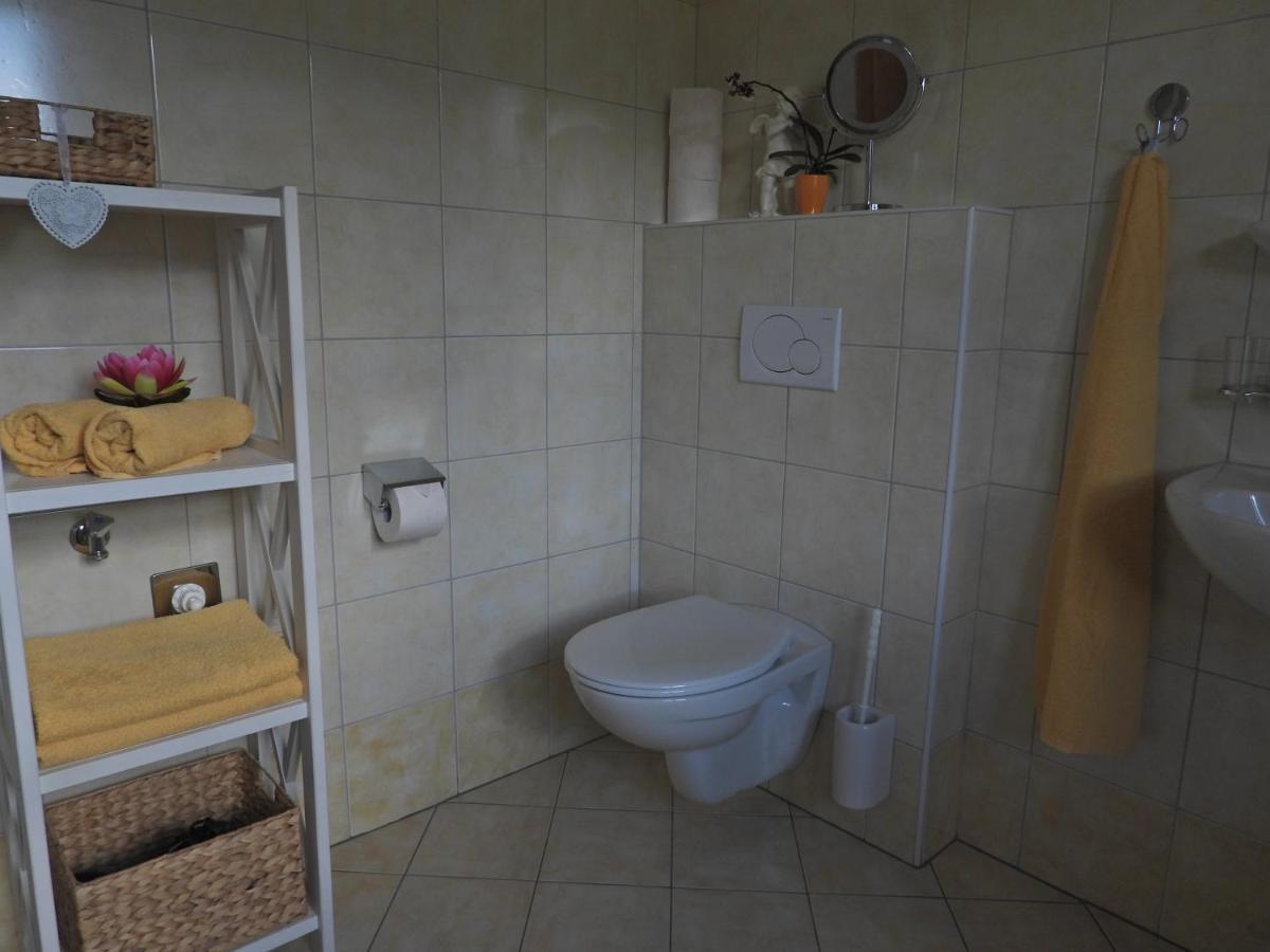 Bio-Bauernhof Einberghof Apartamento Pfarrwerfen Exterior foto
