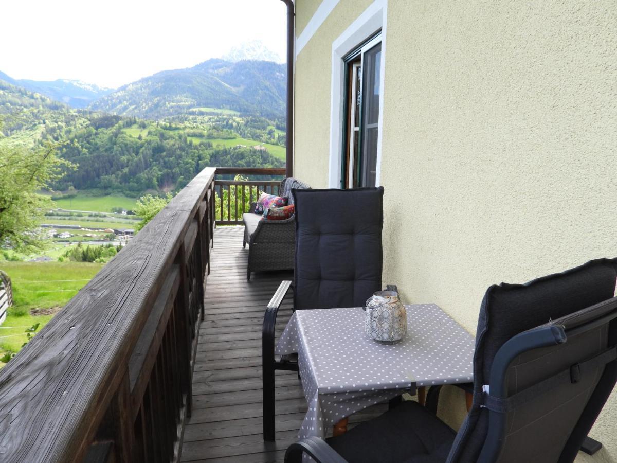 Bio-Bauernhof Einberghof Apartamento Pfarrwerfen Exterior foto