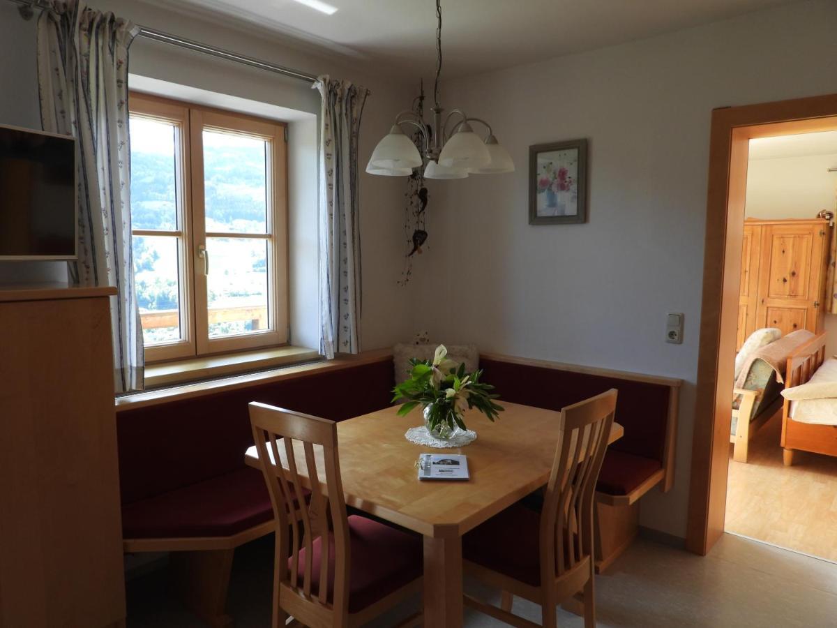 Bio-Bauernhof Einberghof Apartamento Pfarrwerfen Exterior foto