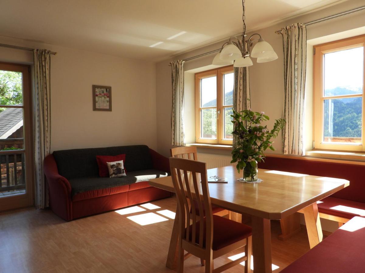 Bio-Bauernhof Einberghof Apartamento Pfarrwerfen Exterior foto