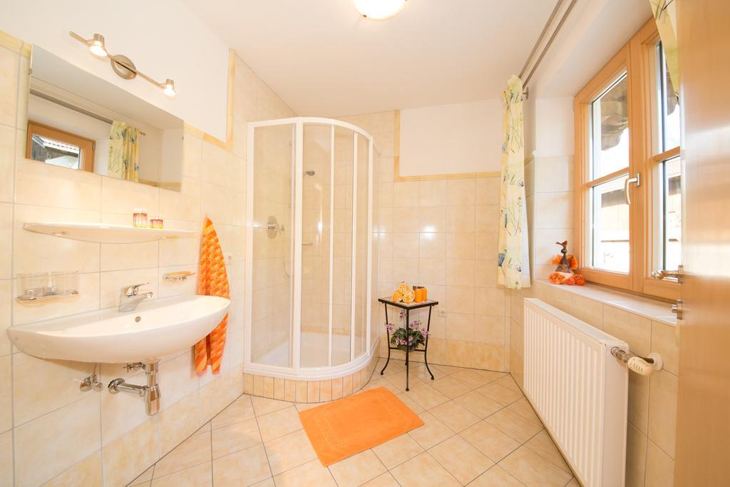 Bio-Bauernhof Einberghof Apartamento Pfarrwerfen Quarto foto